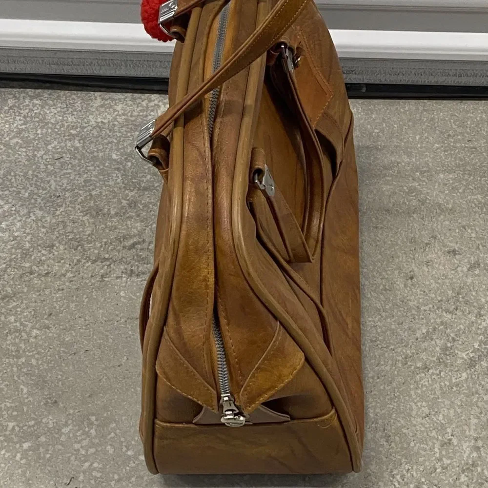 VTG, American Tourister Classic Brown Leather Travel Bag Unisex